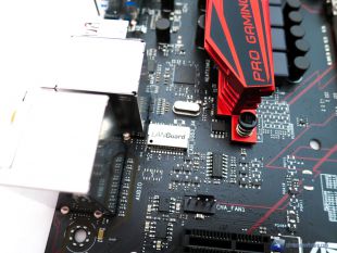 ASUS-B150-ProGaming-Aura-27